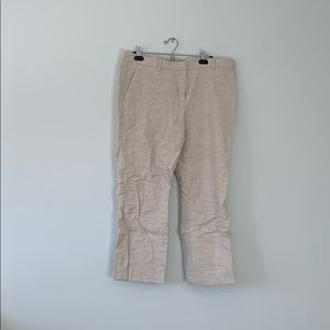 GAP tailored crop in light grey